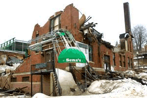waterbury-roof-collapse-from-snow.gif