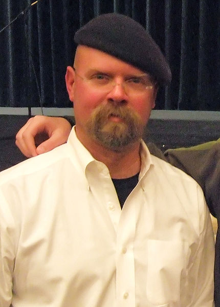 430px-Jamie_Hyneman.jpg