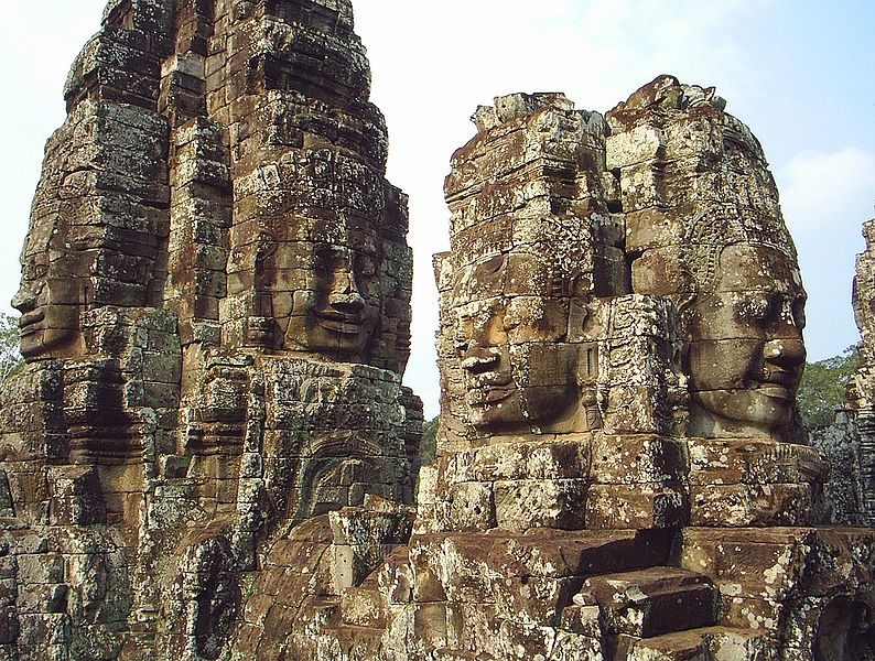 794px-Bayonfacesl.jpg